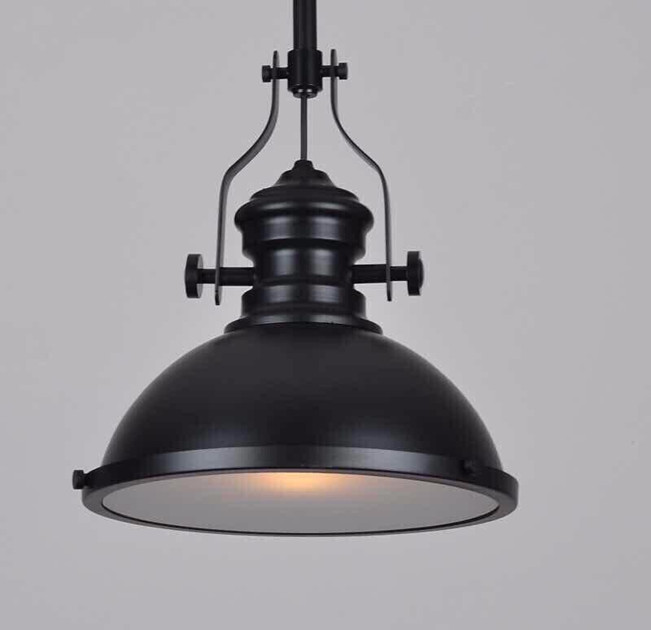 Chao Thả Trần D300 Có Dây Xích Mặt Kính Mờ