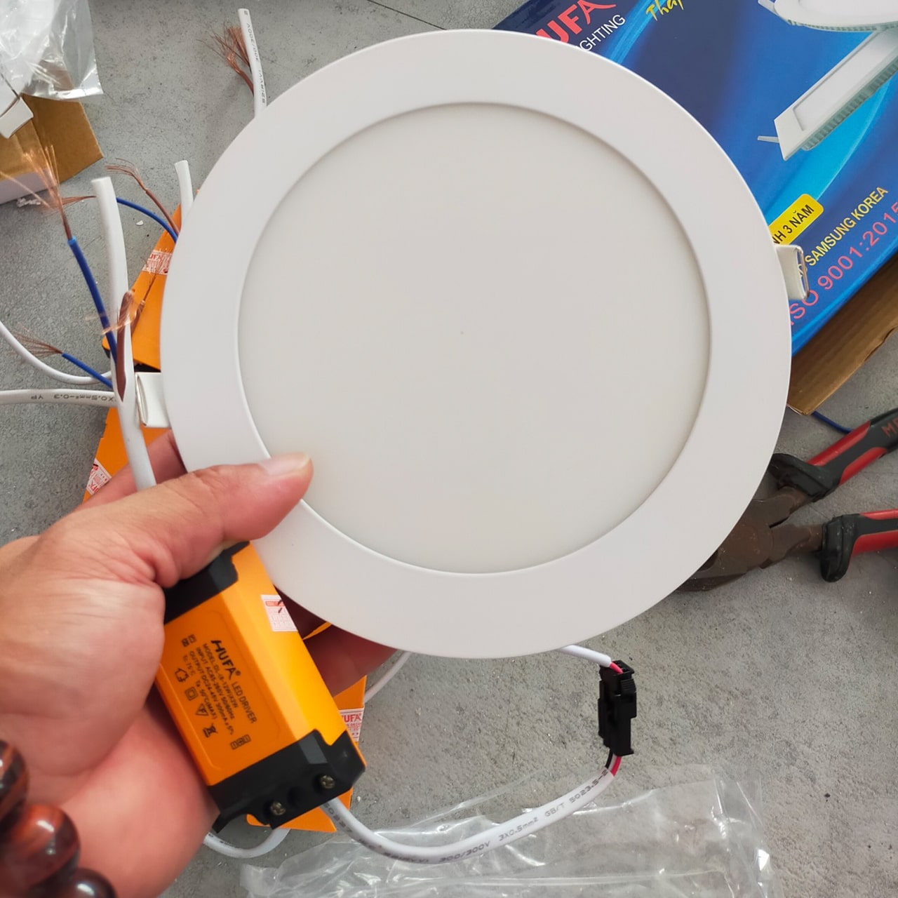LED Âm Trần Siêu Mỏng 3 Chế Độ Sáng HUFA - ảnh phụ 3