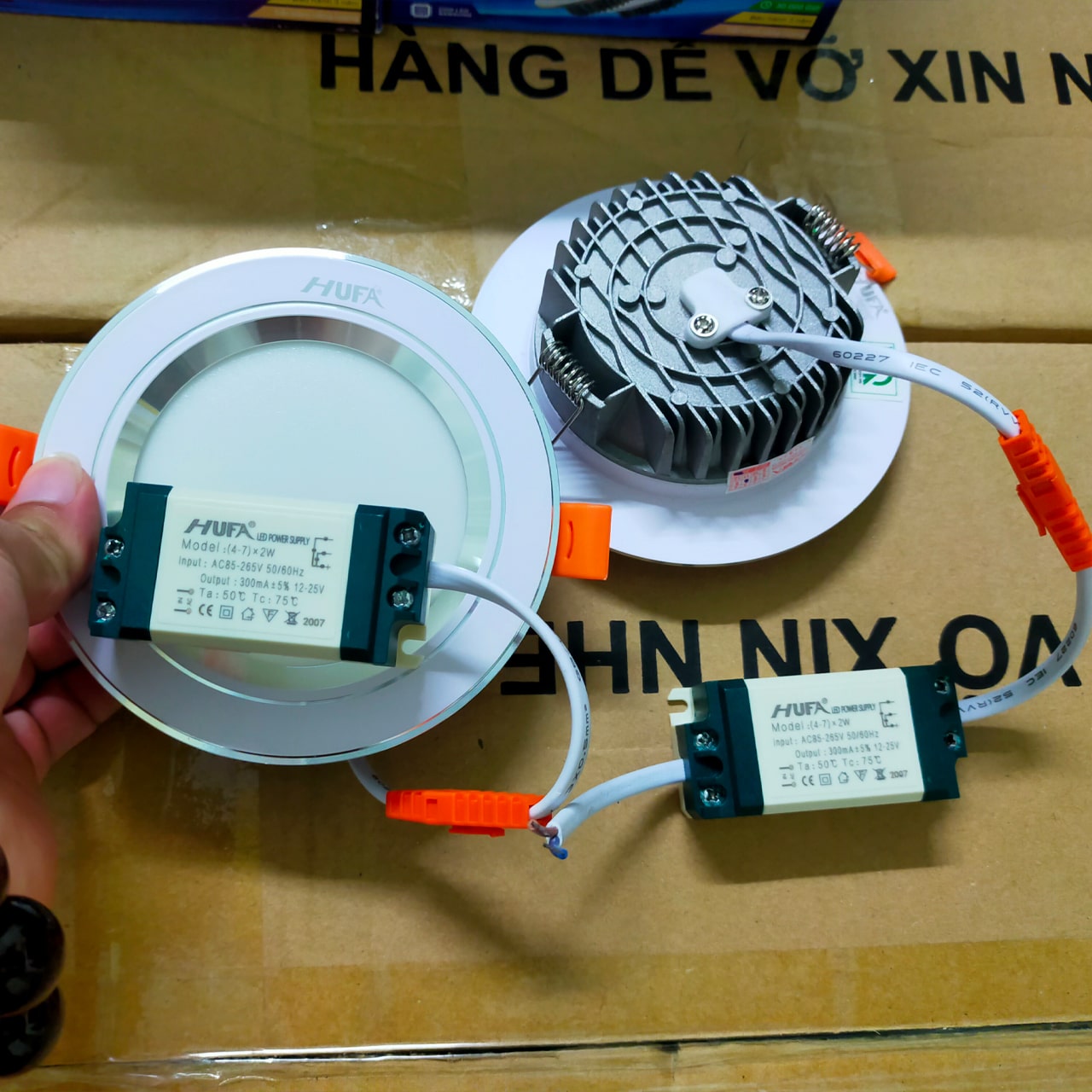 LED Âm Trần Viền Bạc 3 Chế Độ HUFA - ảnh phụ 5