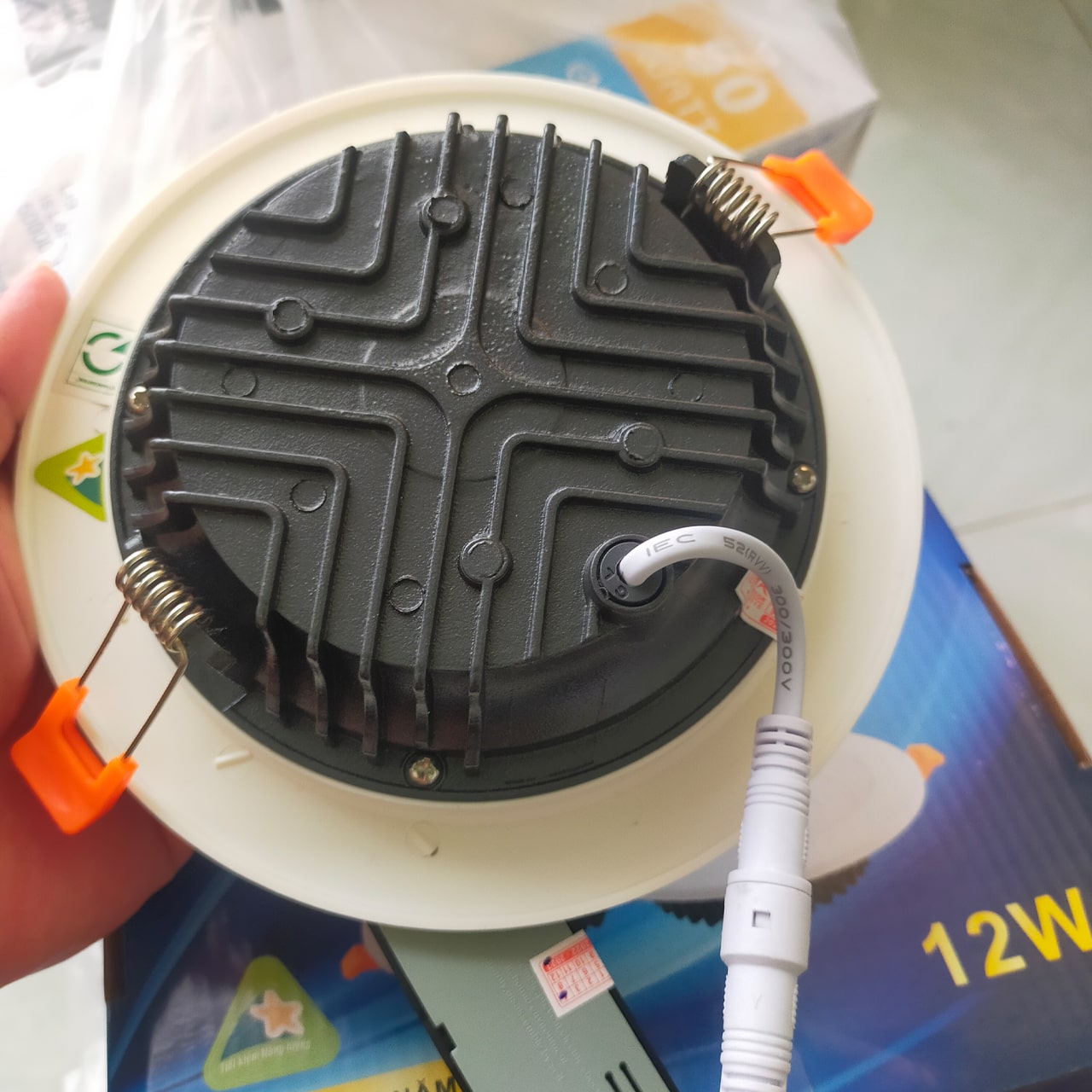 LED Âm Trần Viền Vàng 9w 3 Chế Độ HUFA - ảnh phụ 13