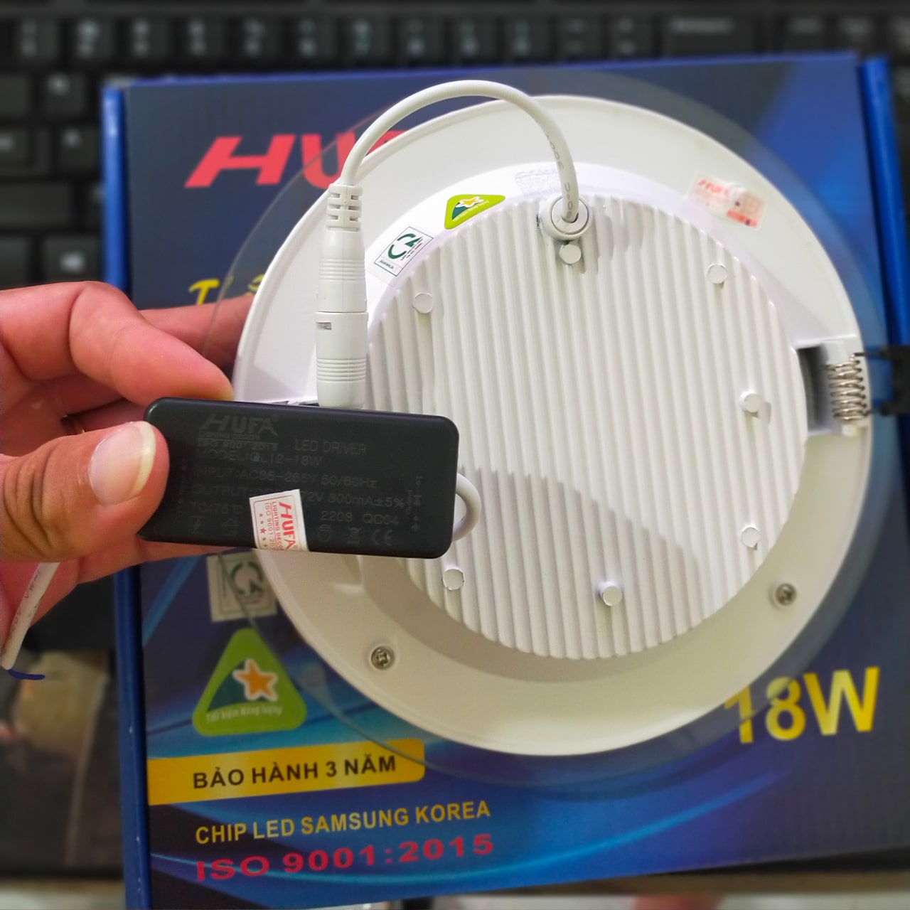 LED Âm Trần Viền Vàng Bạc 3 Chế Độ HUFA - ảnh phụ 11