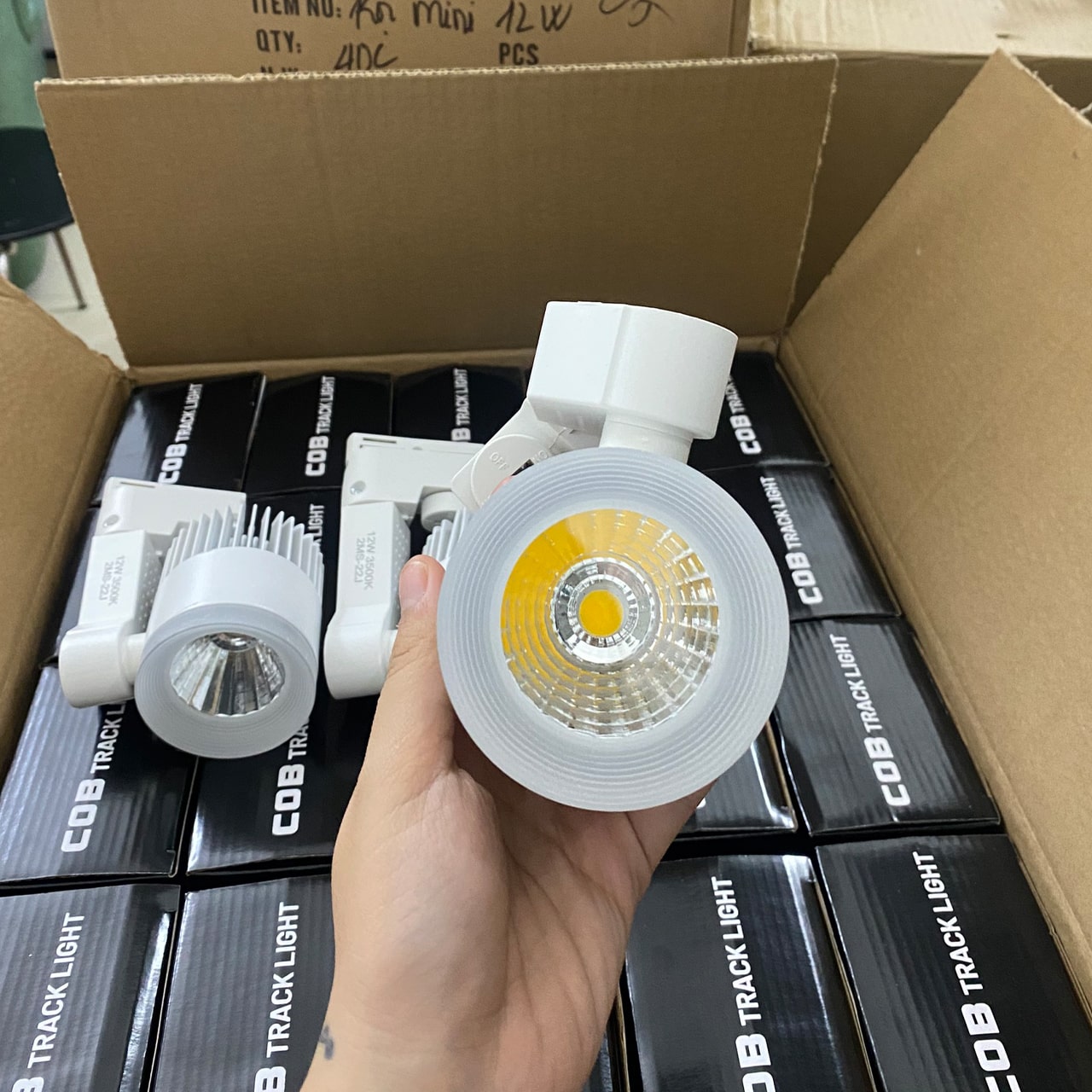 Đèn Rọi Thanh Ray Mini 12W - ảnh phụ 6
