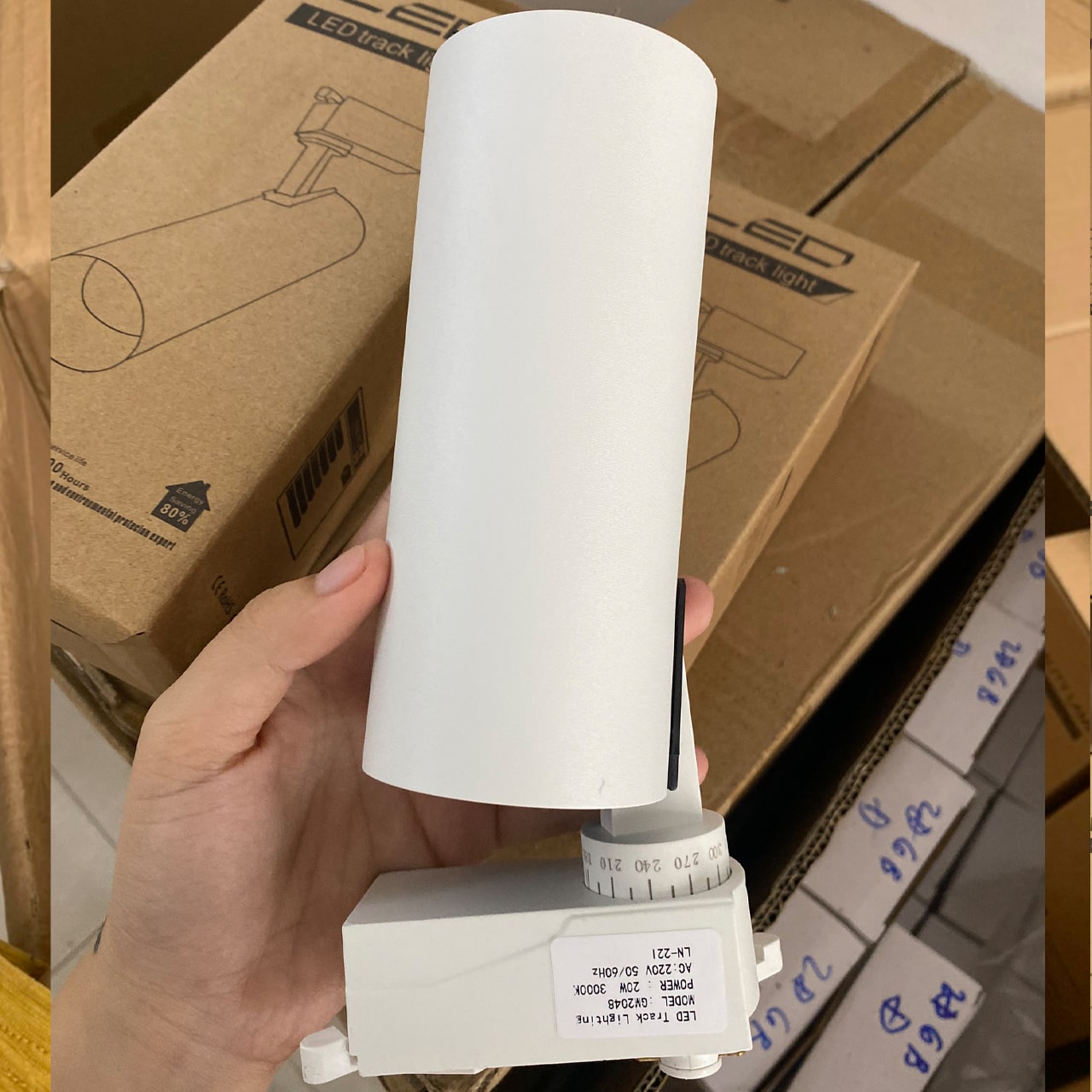 Đèn Rọi Thanh Ray Khuỷu Cob 20W - ảnh phụ 17