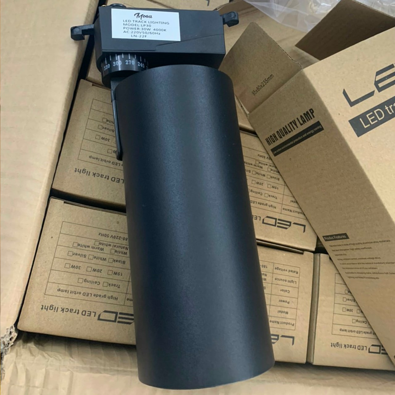 Đèn Rọi Thanh Ray Ống Bơ 30W - ảnh phụ 4
