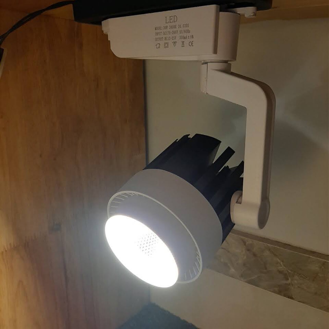 Đèn Rọi Thanh Ray Khuỷu Cob 20W - ảnh phụ 4