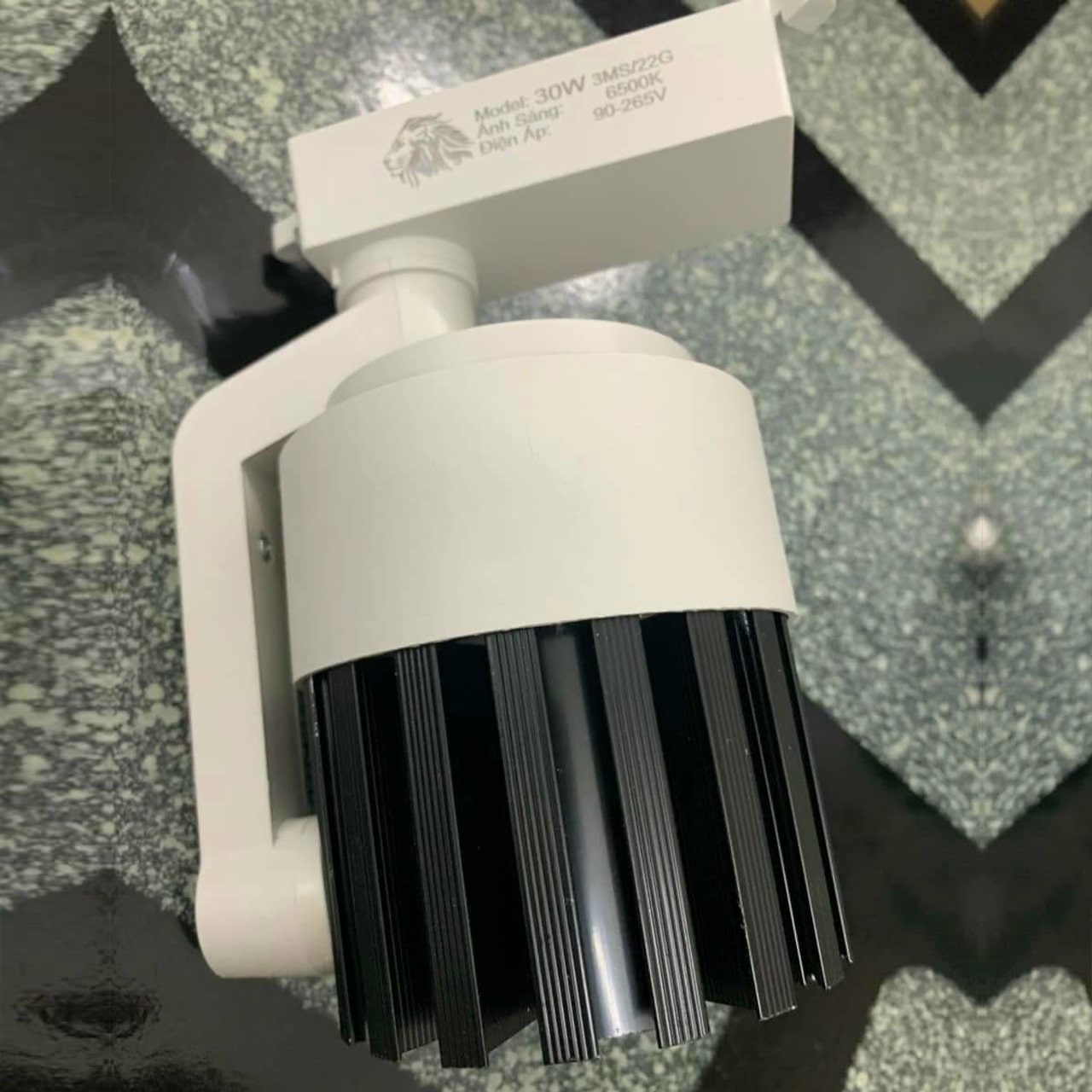 Đèn Rọi Thanh Ray Khuỷu Cob 30W - ảnh phụ 4