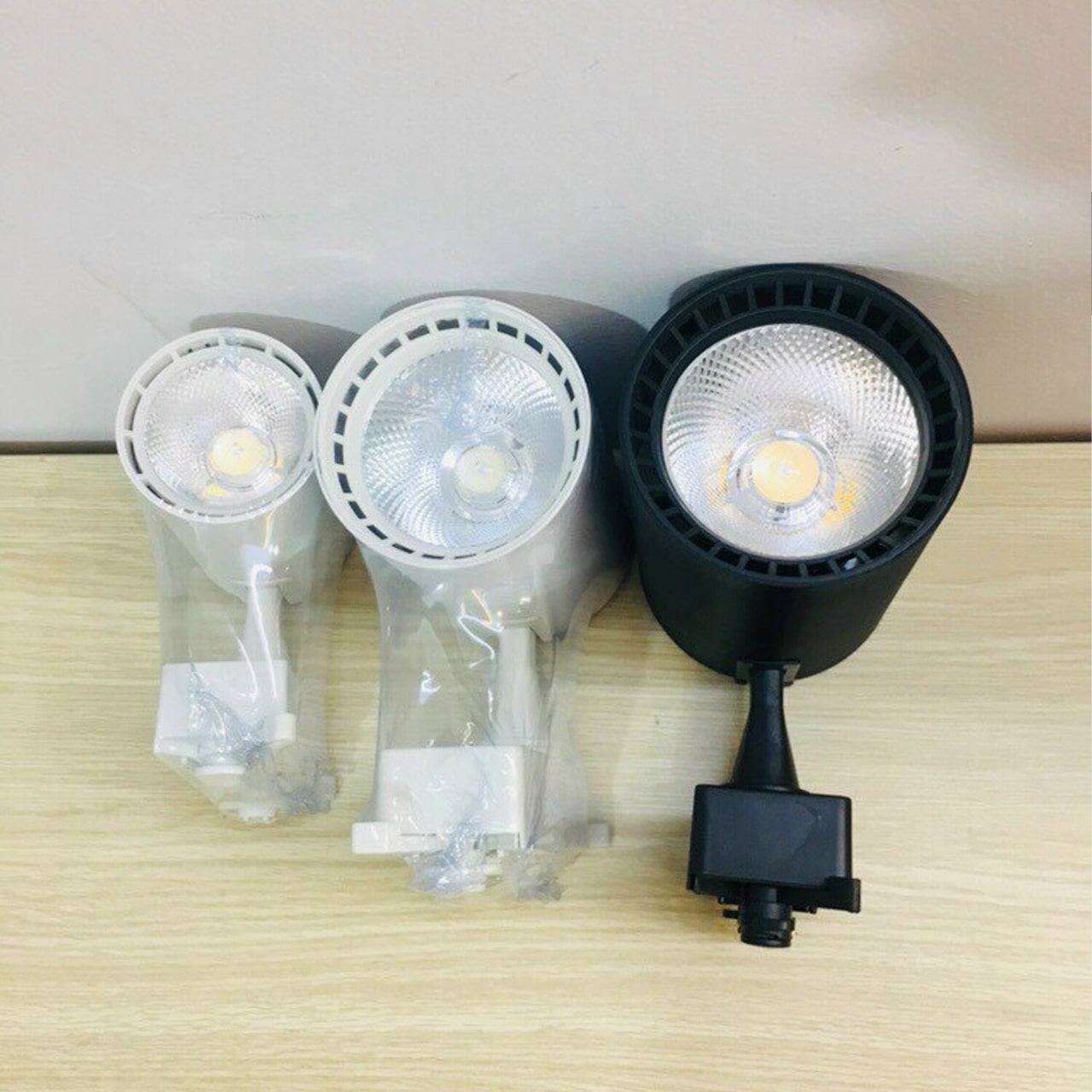Đèn Rọi Thanh Ray Cob 20W - ảnh phụ 9