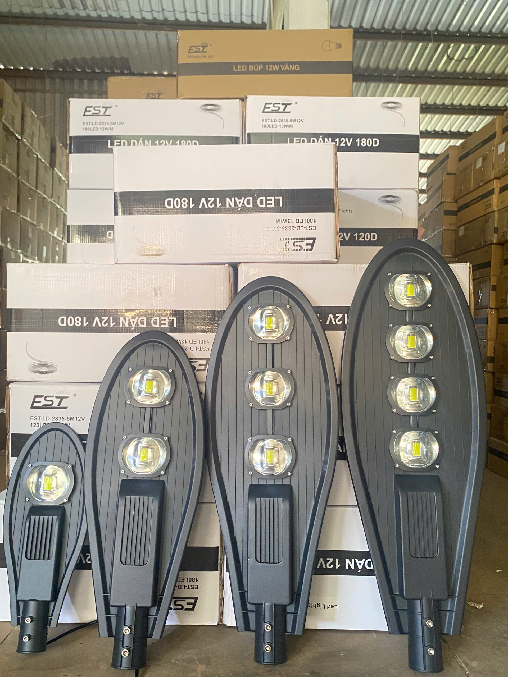Đèn Pha Điện 100W DSY-TG128 Sáng Vàng - ảnh phụ 18